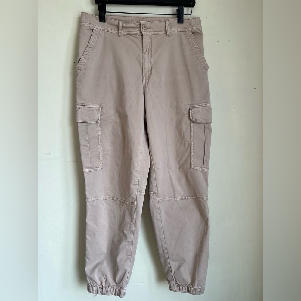 American Eagle Size 12 Cargo Pants